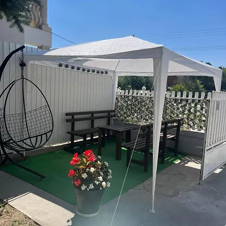 Homestay Sobe Zoka *