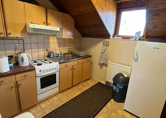 With Private Bathroom & Free Parking 