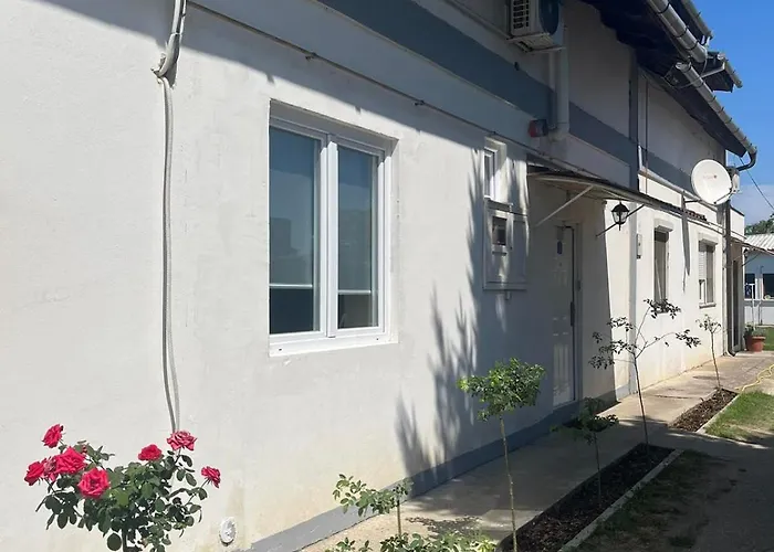 With Private Bathroom & Free Parking 