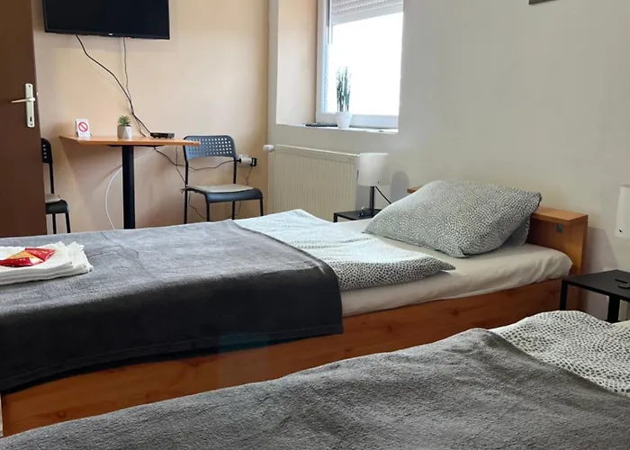 Δωμάτια σε οικογενειακή κατοικία With Private Bathroom & Free Parking 