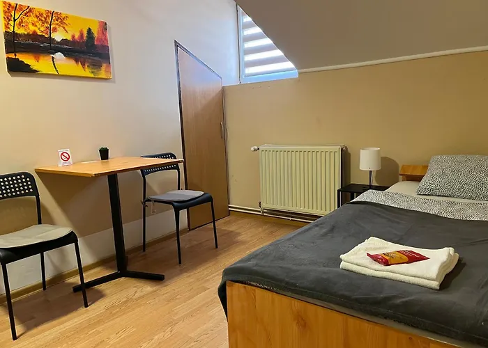 Δωμάτια σε οικογενειακή κατοικία With Private Bathroom & Free Parking 