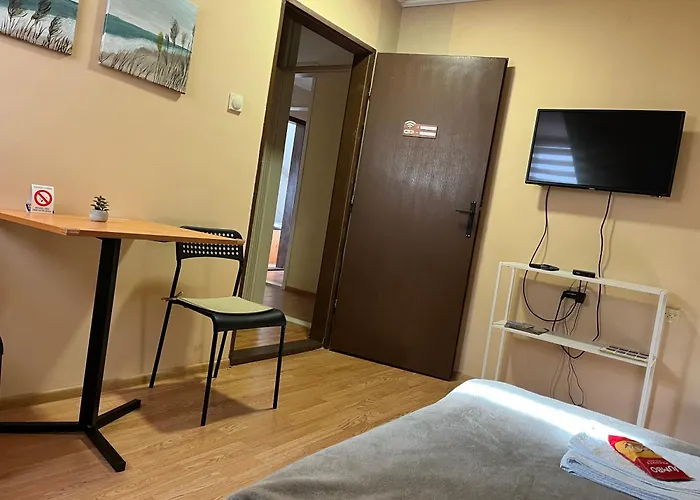 With Private Bathroom & Free Parking 