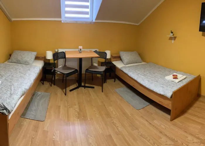 Δωμάτια σε οικογενειακή κατοικία With Private Bathroom & Free Parking 