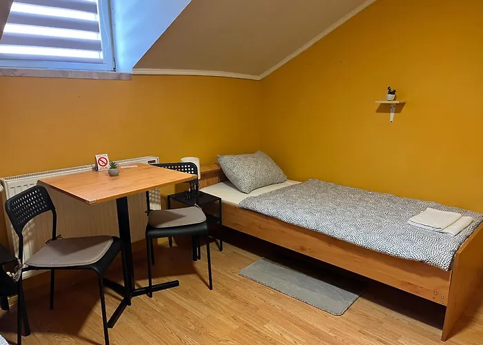 With Private Bathroom & Free Parking 