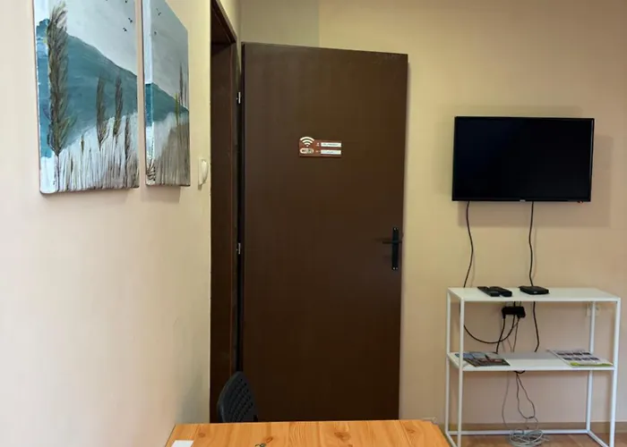 With Private Bathroom & Free Parking 