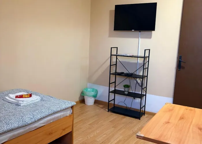 Δωμάτια σε οικογενειακή κατοικία With Private Bathroom & Free Parking 