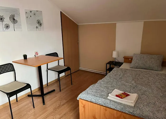 Δωμάτια σε οικογενειακή κατοικία With Private Bathroom & Free Parking 