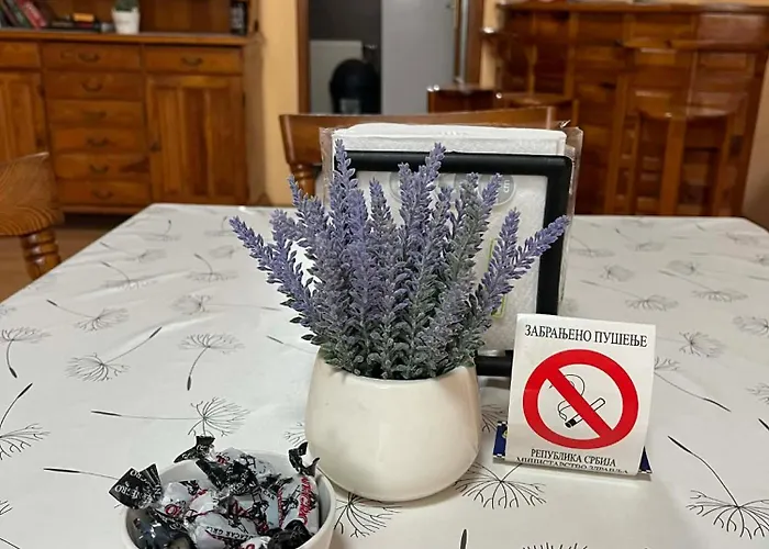 Δωμάτια σε οικογενειακή κατοικία With Private Bathroom & Free Parking 